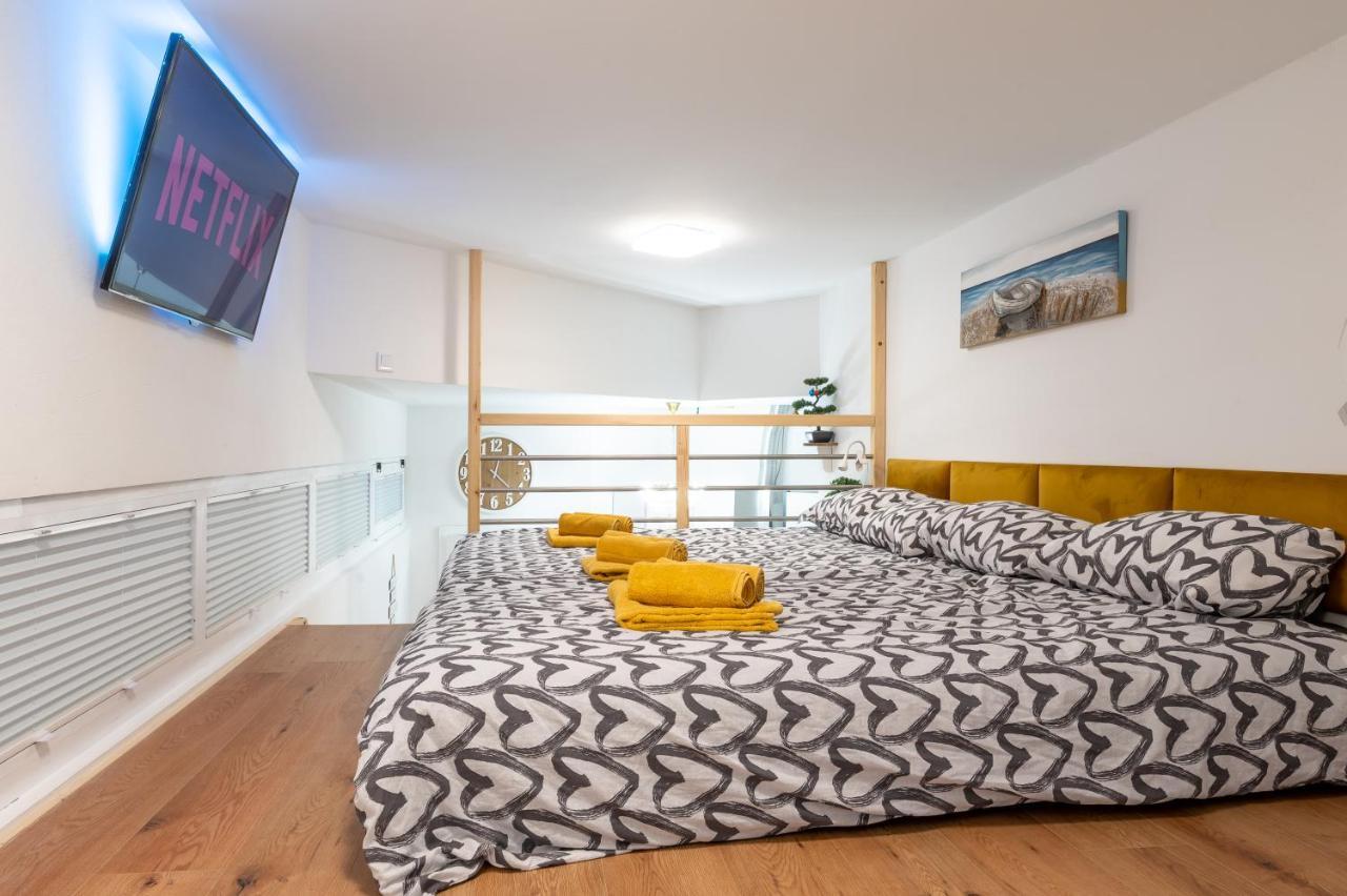 Studio Apartment Lion Portorose Kültér fotó